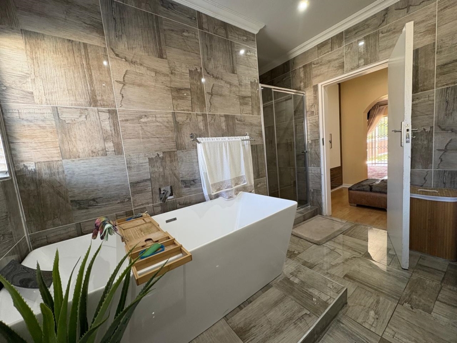 3 Bedroom Property for Sale in Seemeeupark Free State